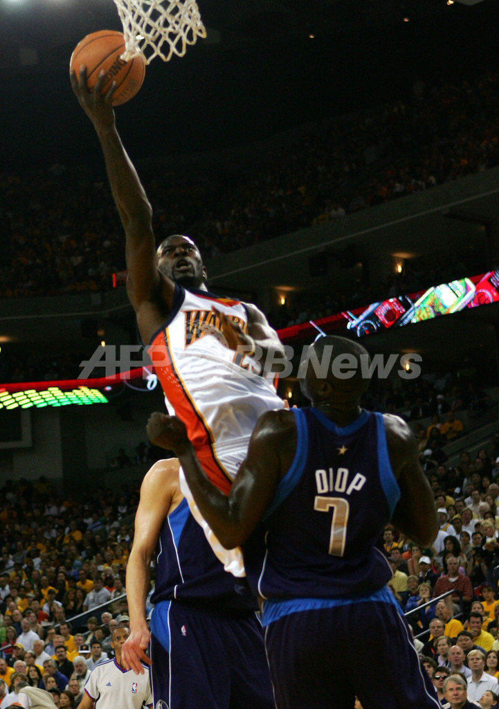 ＜06-07NBA プレーオフ＞ウォリアーズ マーベリックスを降しカンファレンス準決勝進出に王手 - 米国