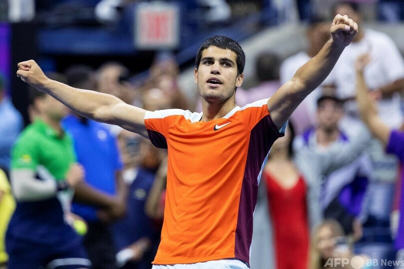 アルカラスが全米OP8強入り、真夜中まで続いた激闘に勝利