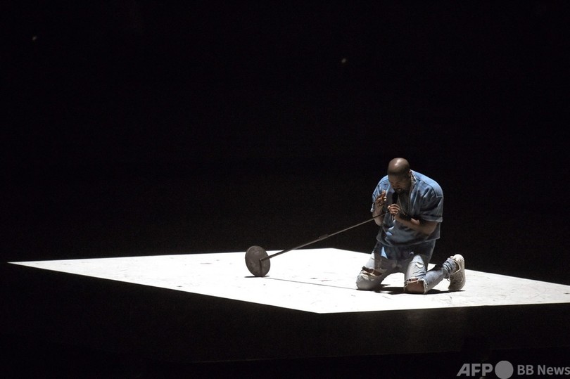  カニエ・ウェストさん、イェに改名 米裁判所が承認