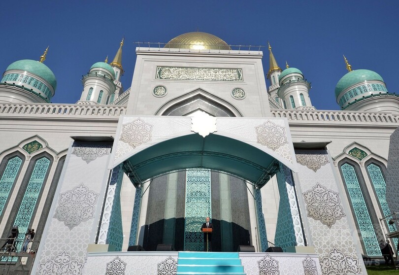 露モスクワに巨大モスク誕生、開堂式にはプーチン大統領も出席