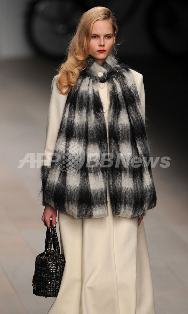 ＜12/13年秋冬ロンドンコレクション＞PPQ