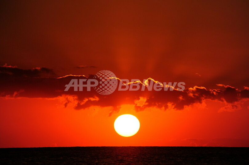 メキシコ湾深海掘削に許可、原油流出後初 米政府