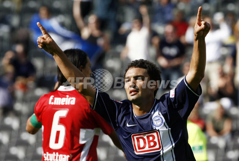 ヘルタ・ベルリン シュツットガルトを降しシーズン初勝利