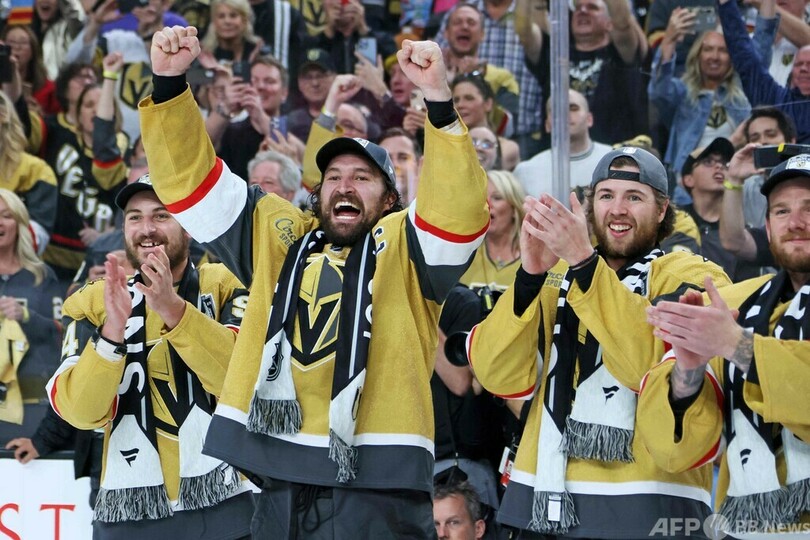 ゴールデンナイツが初制覇 NHLスタンレー杯