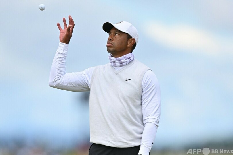涙のウッズ、全英OP予選落ち セントアンドルーズは「最後かも」