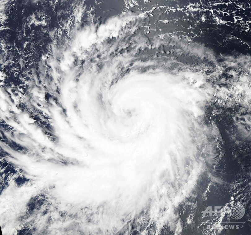 ハワイに猛烈なハリケーン接近 各地で警戒