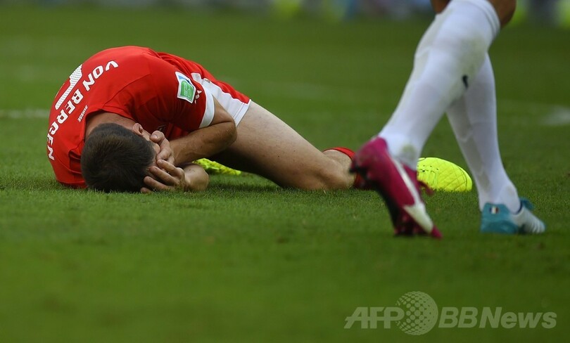 フランス、スイスから5点を奪い決勝T進出に大きく前進