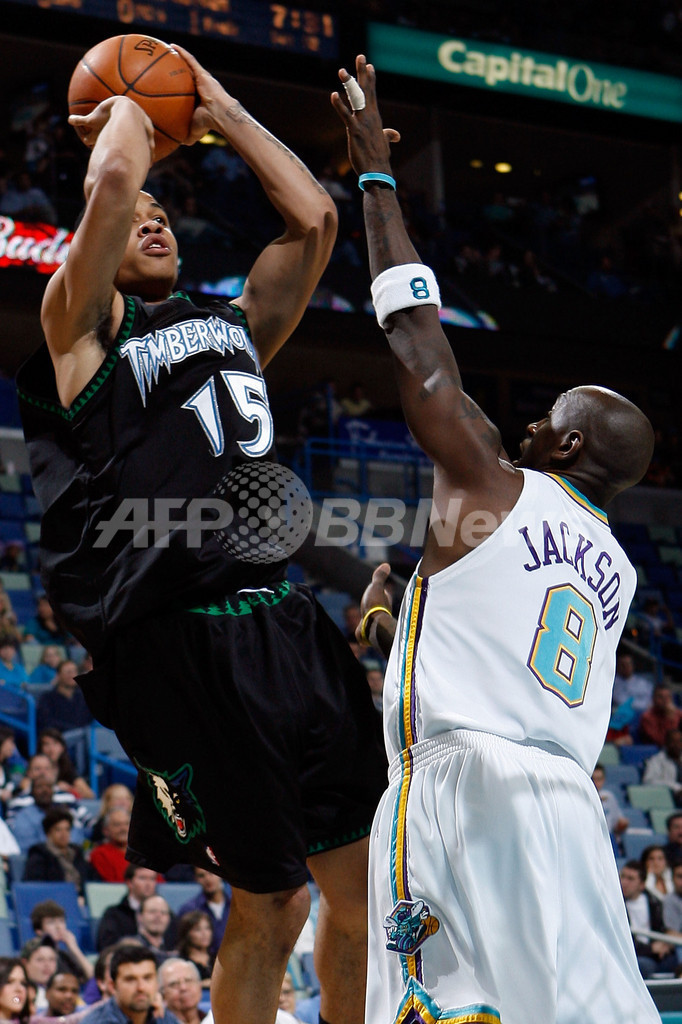 ホーネッツ ティンバーウルブズに快勝