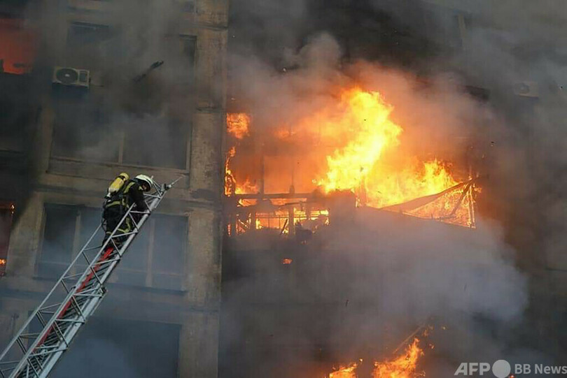 首都キエフ住宅街に爆撃 2人死亡