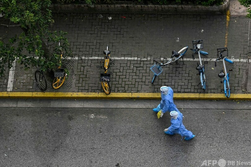 上海、新型コロナで3人死亡 都市封鎖後初めて