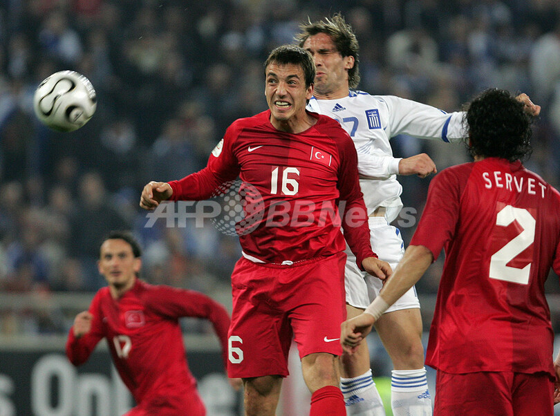 ＜サッカー 欧州選手権2008・予選＞トルコ ギリシャを降し負け無しの4連勝でグループ首位をキープ - ギリシャ