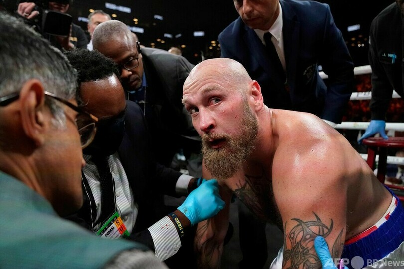 ワイルダーが鮮烈な復帰戦勝利、元練習相手を1回KO