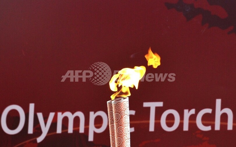 北京五輪の聖火、中国本土に到着