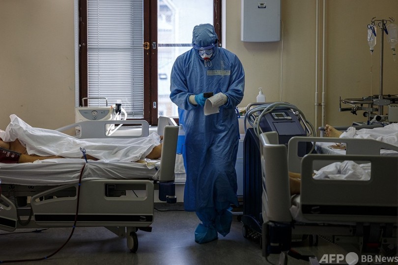 プーチン氏、ロシア全土に1週間休業命令 コロナ禍悪化で