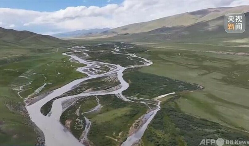 中国の祁連山での科学調査 氷河融解後の生態系変化の解明を目指す