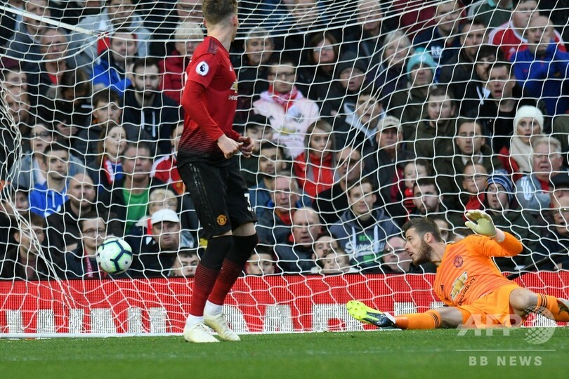 武藤がプレミア初ゴール、初先発の敵地マンU戦で