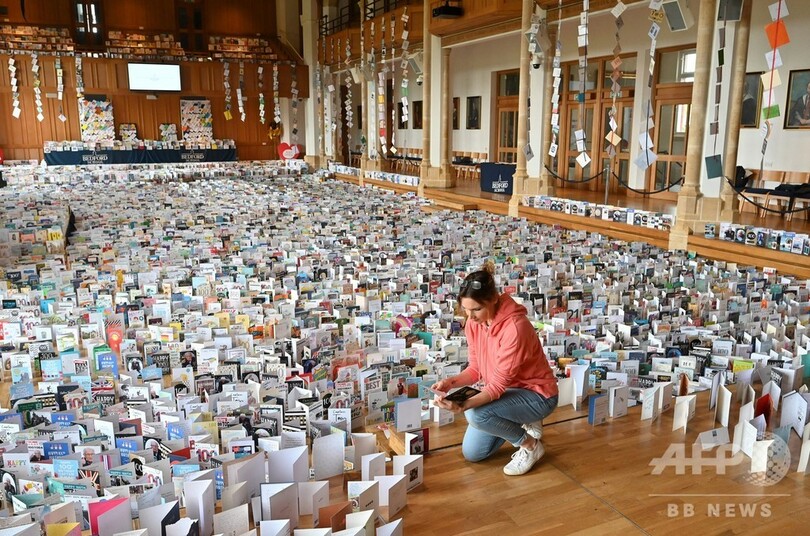 寄付40億円集めた英退役軍人、100歳の誕生日 祝福続々