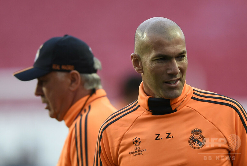 ジダン氏、ライセンス未取得の問題で3か月の謹慎も