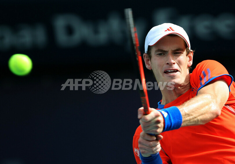 ジョコビッチ、フェデラーらが4強入り ドバイ・テニス選手権