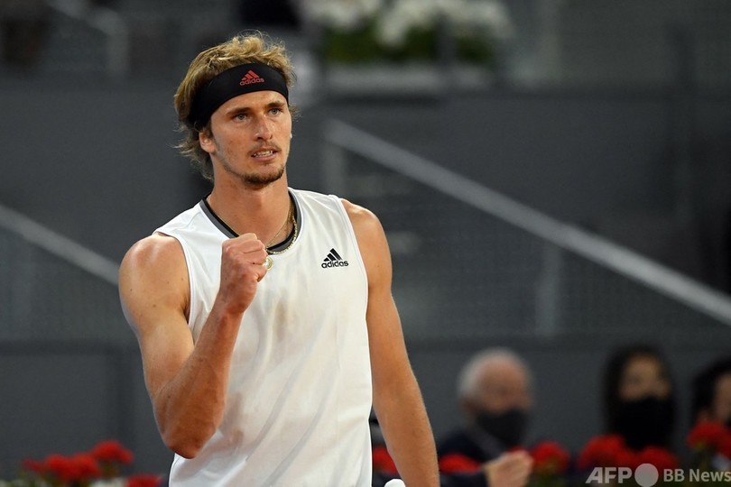 ズベレフが2度目のマドリードOP優勝 ベレッティーニに逆転勝ち