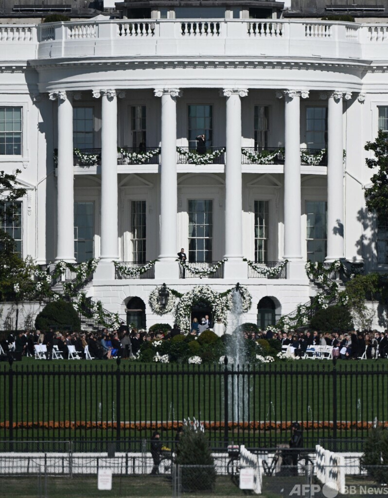 バイデン米大統領、80歳に 公務なしの誕生日過ごす