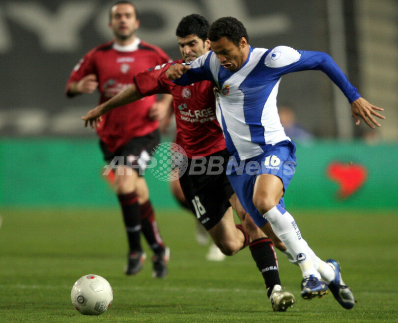 ＜サッカー UEFA杯＞エスパニョール リボルノに連勝し決勝トーナメント2回戦進出 - スペイン