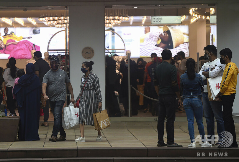 インドのコロナ累計死者数、5万人超え 24時間で900人増