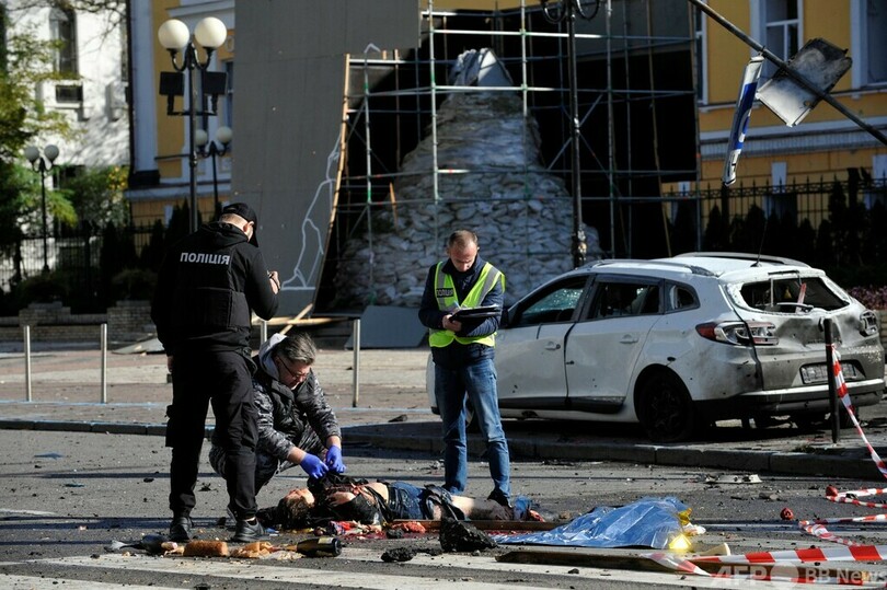 「恐ろしく残酷な報復」 キーウ市民、ロシアの攻撃に動揺