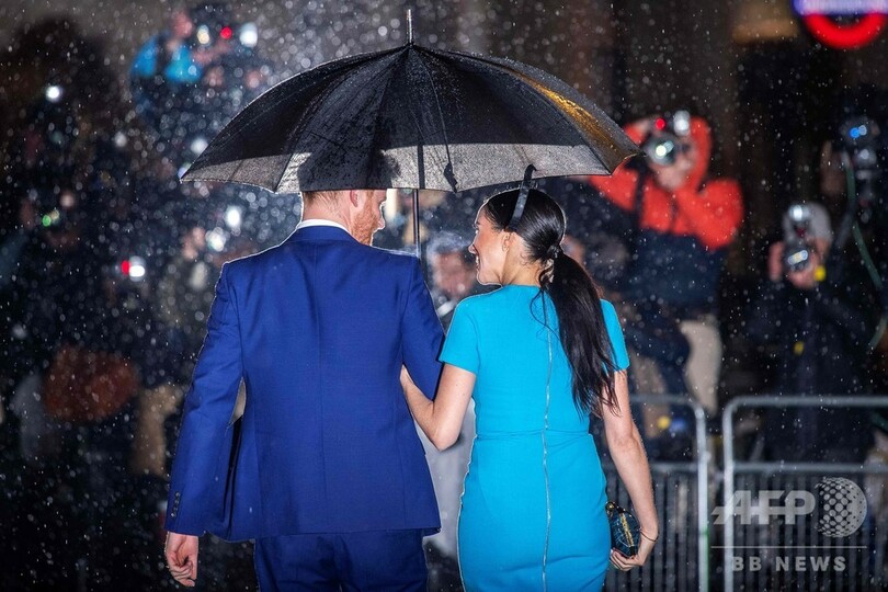 メーガン妃の主張一部退ける、 私信掲載した大衆紙側有利に 英判事