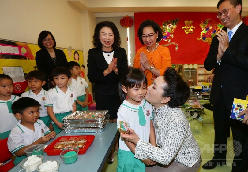 習近平主席の香港訪問で注目される中国のファーストレディー