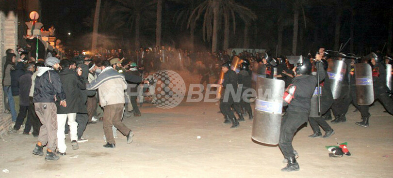 ガザ、地下壁抗議のデモで衝突 エジプト警官1人死亡