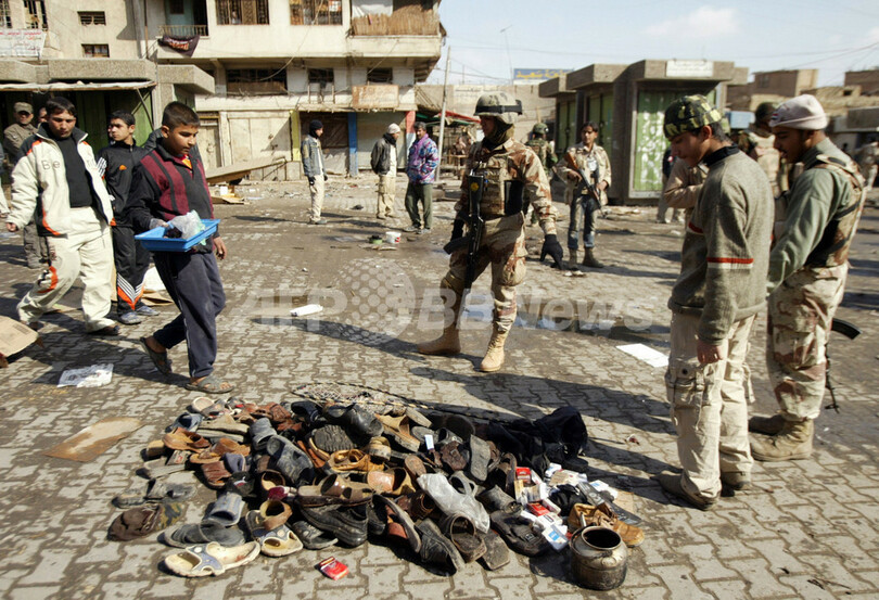 バグダッドの2つの市場で爆発、死者60人超