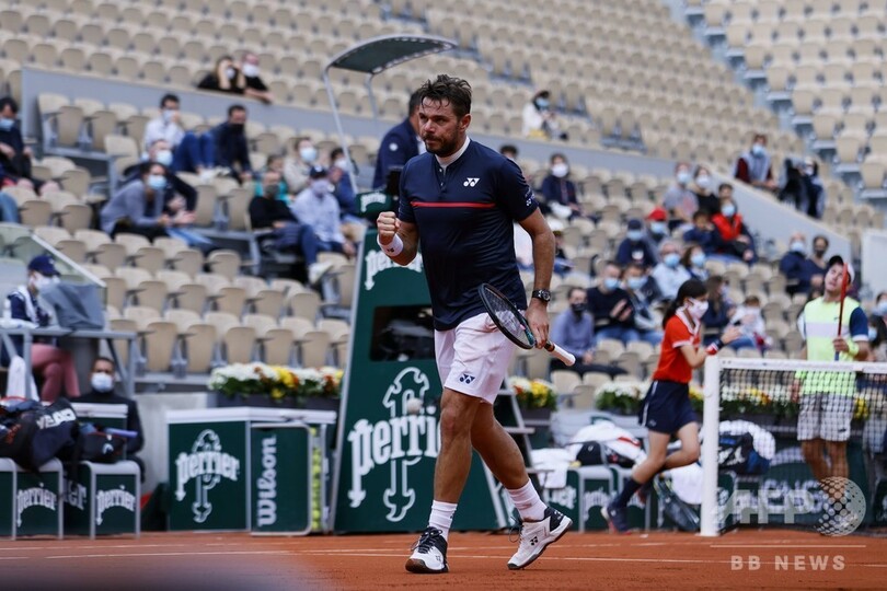 パリでごう音、住民パニックに 原因は超音速の戦闘機