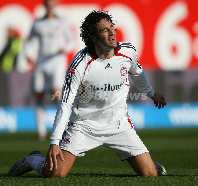 バイエルン アウェーでニュルンベルクと引き分ける