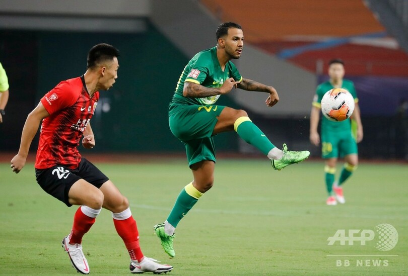 中国サッカー、観客入場を一部再開 オスカルが決勝弾で沸かせる