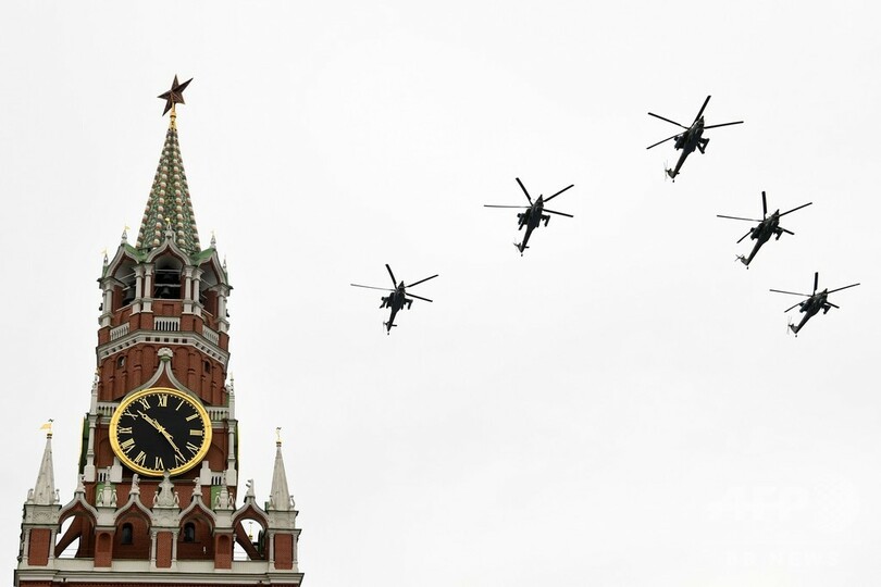 プーチン大統領、団結すれば「無敵」 戦勝記念日に国民へ呼び掛け