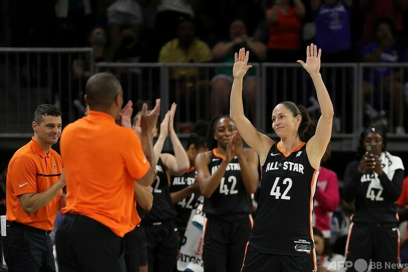 WNBA、オールスターでグライナー選手を支持