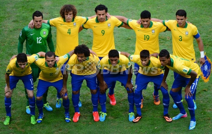 日本、開幕戦でブラジルに完敗 コンフェデ杯