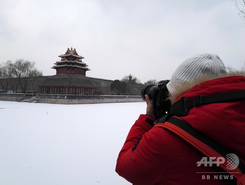 雪をまとう天安門や故宮 北京で今年初めての大雪