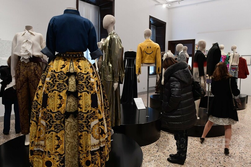 伊ファッションの歴史を振り返る展覧会ミラノで開幕