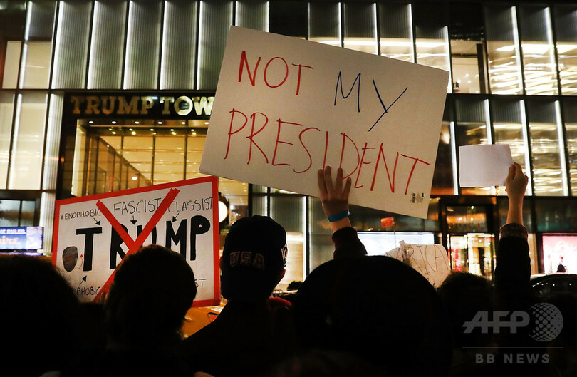 米西部で反トランプ派暴徒化 本人は「プロ抗議者」批判も一転賞賛