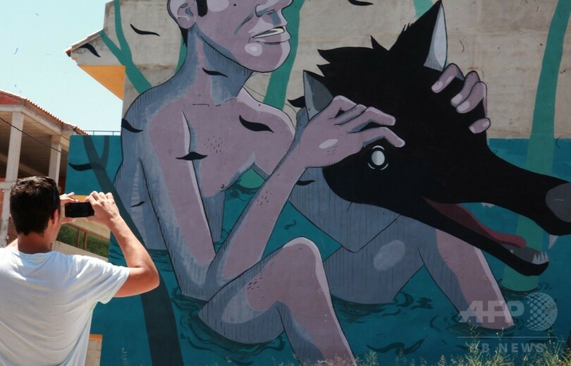 街中に壁画アート、スペイン東部