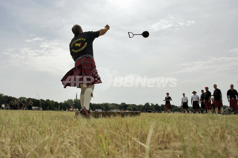 スコットランド伝統「力自慢」大会の世界選手権、独で開催
