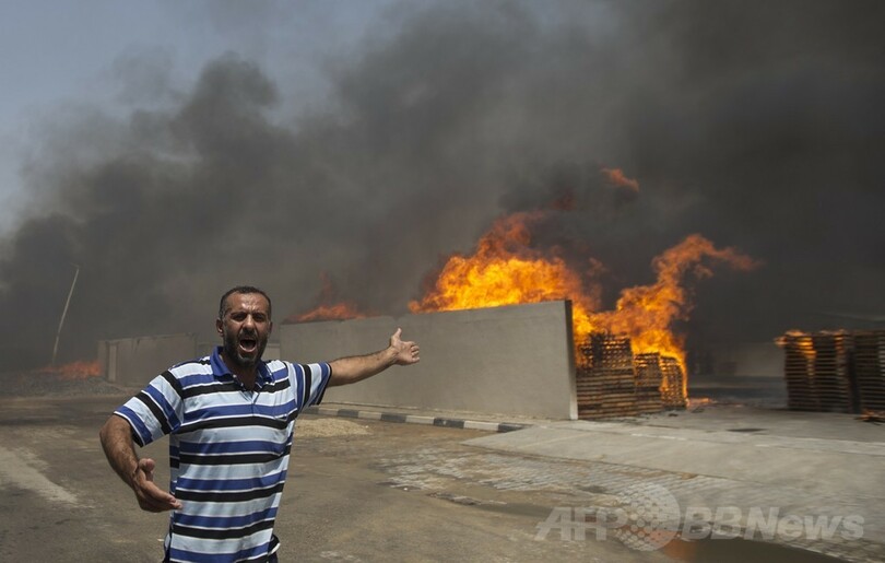 ガザ空爆の死者157人に、双方停戦の呼びかけに応じず