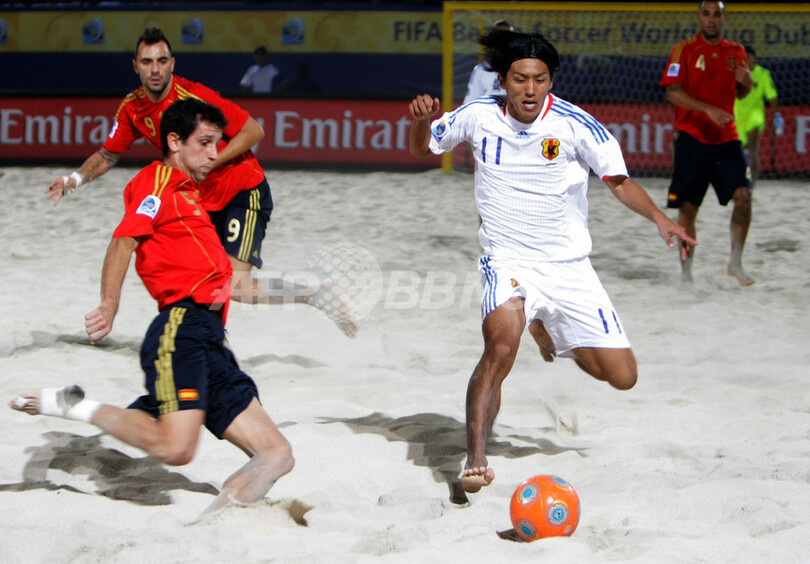 日本 スペインを下し白星発進 ビーチサッカーw杯 写真3枚 国際ニュース Afpbb News