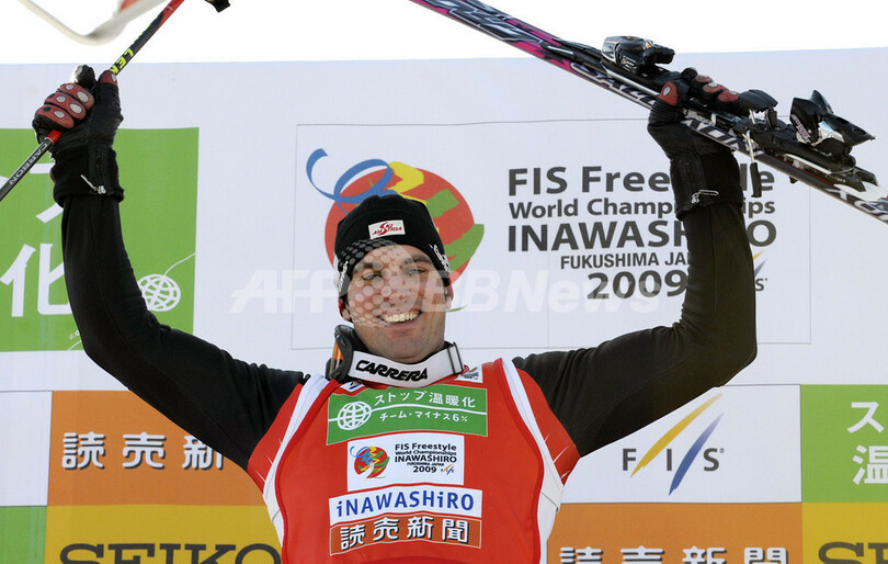 マット 男子スキークロスで優勝、フリースタイルスキー世界選手権