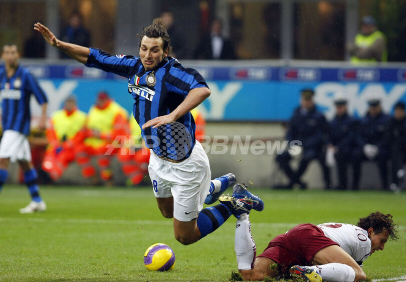 インテル トリノを4-0で降し4連勝