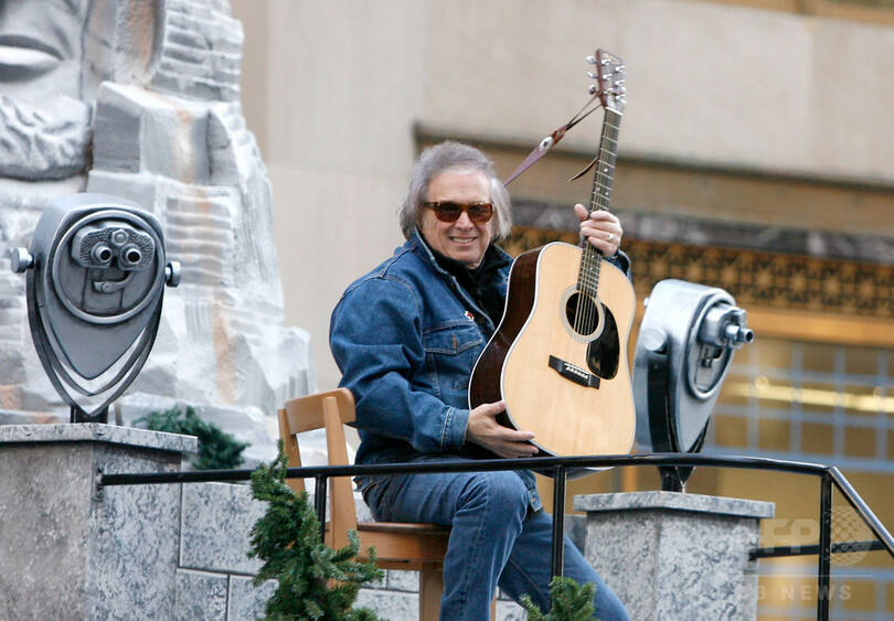 ｢アメリカン・パイ」の歌手ドン・マクリーン、DV容疑で逮捕