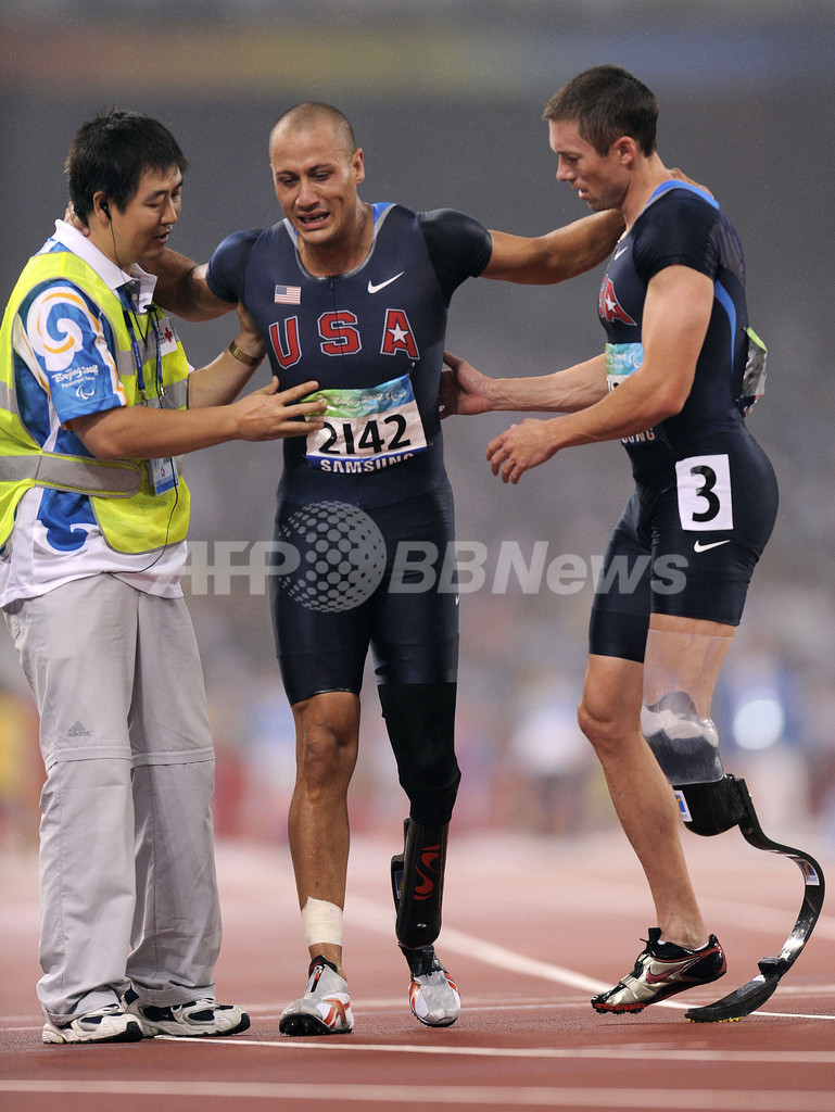 義足の「ブレードランナー」ピストリウス、男子100メートル優勝
