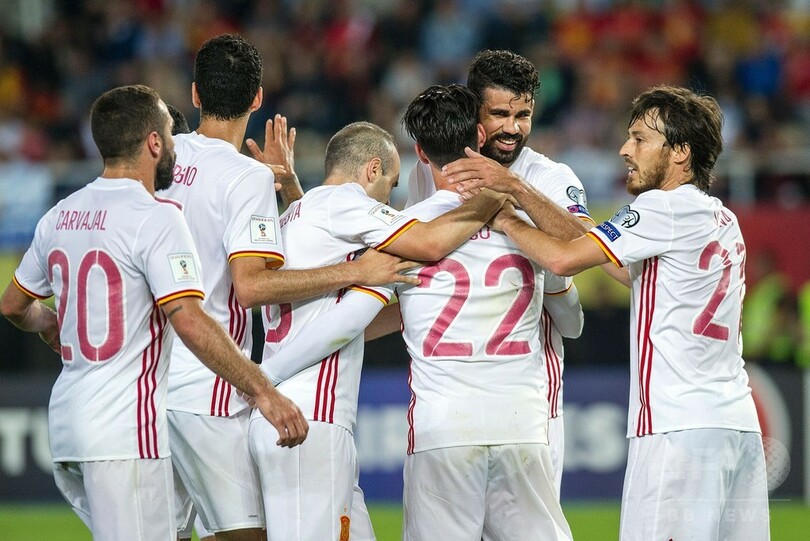スペインとイタリアがW杯欧州予選でともに白星、勝ち点で互いに譲らず